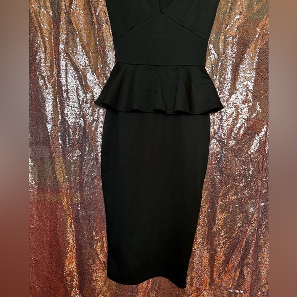 Boohoo Cap Sleeve Peplum Midi Black Dress - Picture 10 of 13